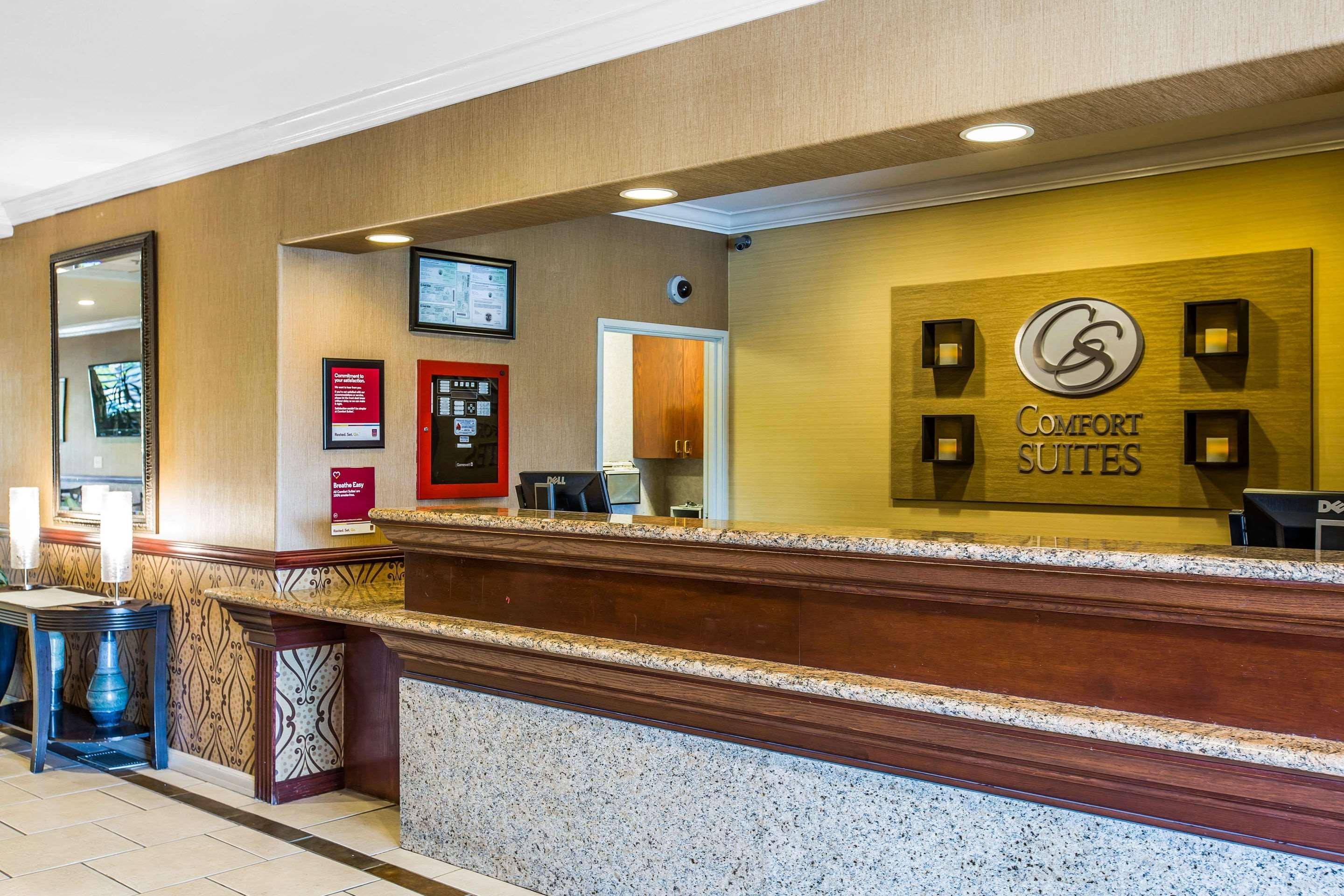Comfort Suites Near Six Flags Magic Mountain Stevenson Ranch Exterior photo