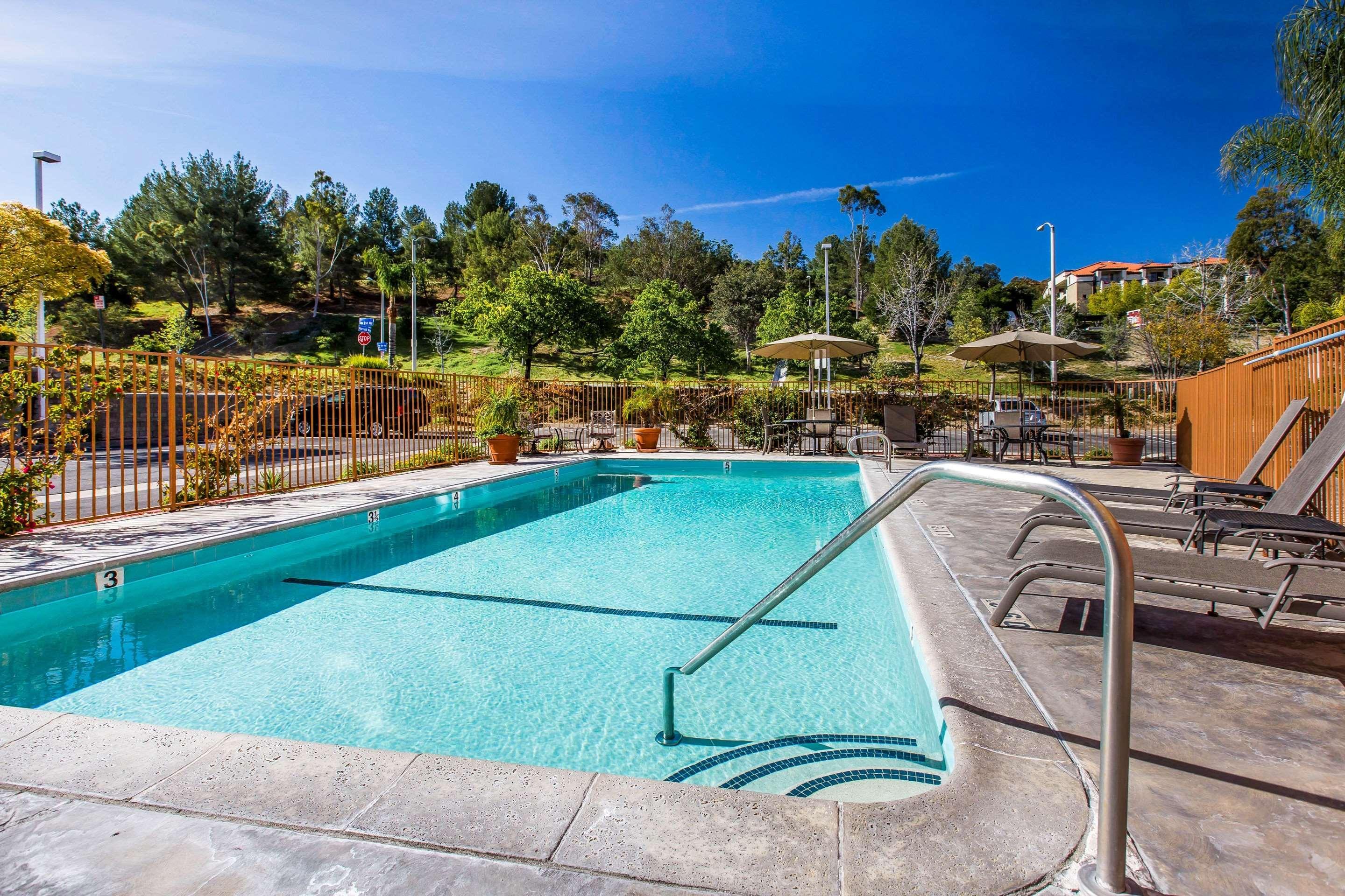 Comfort Suites Near Six Flags Magic Mountain Stevenson Ranch Exterior photo
